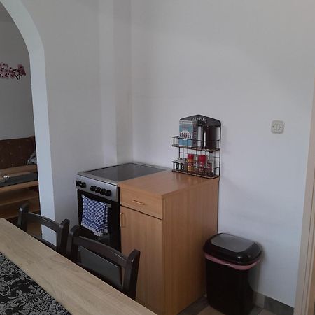 Apartment Gabi Смолянац Екстериор снимка