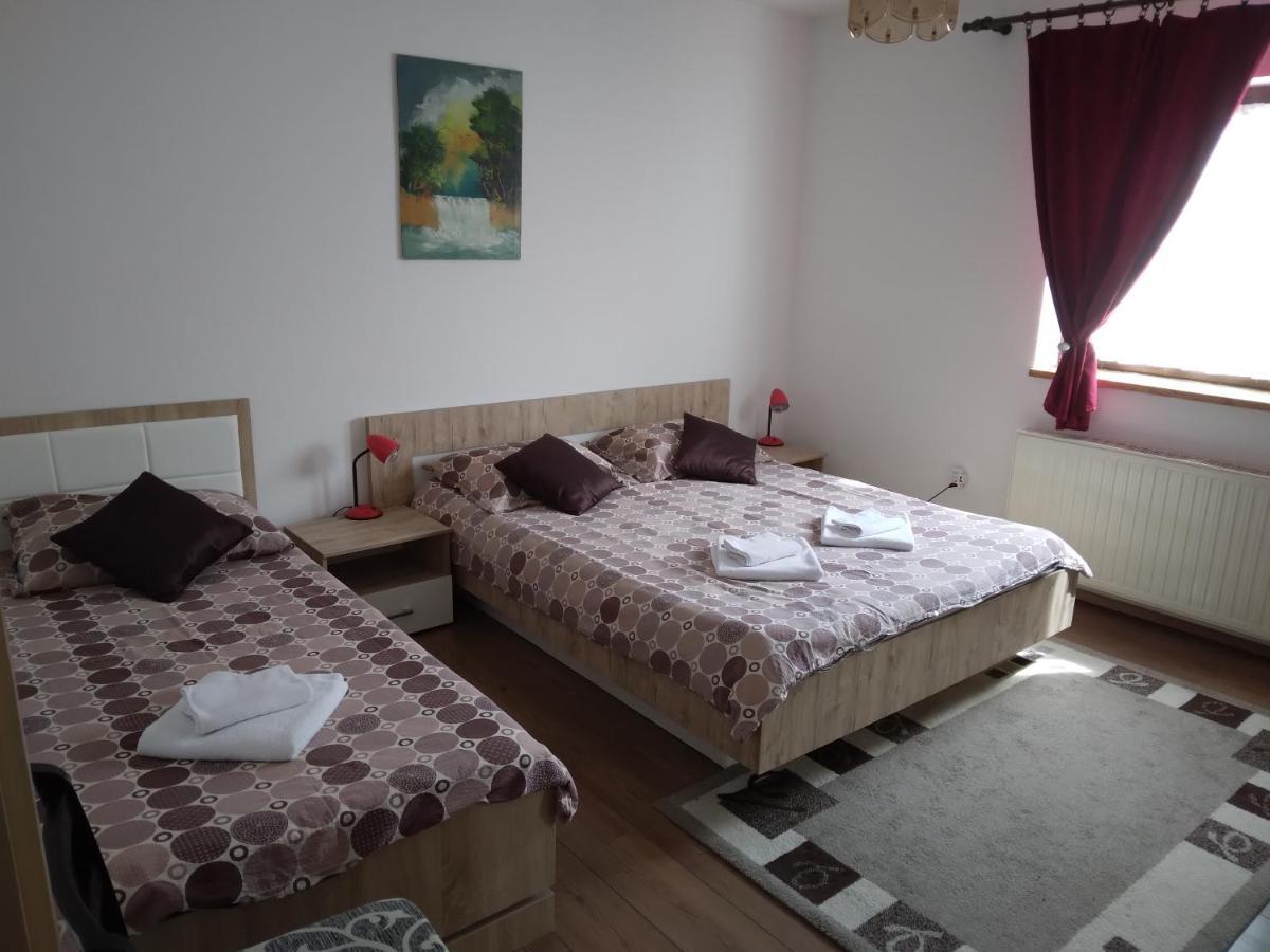 Apartment Gabi Смолянац Екстериор снимка