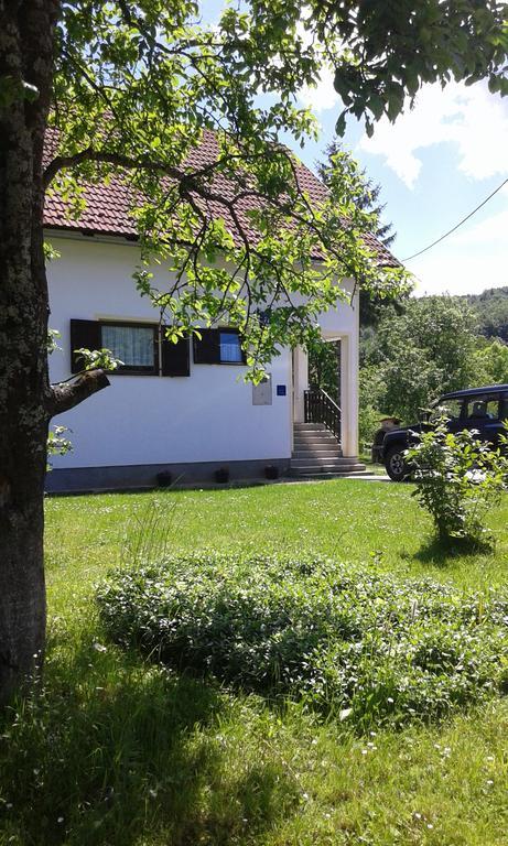 Apartment Gabi Смолянац Екстериор снимка
