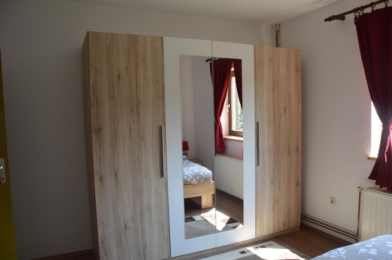 Apartment Gabi Смолянац Екстериор снимка